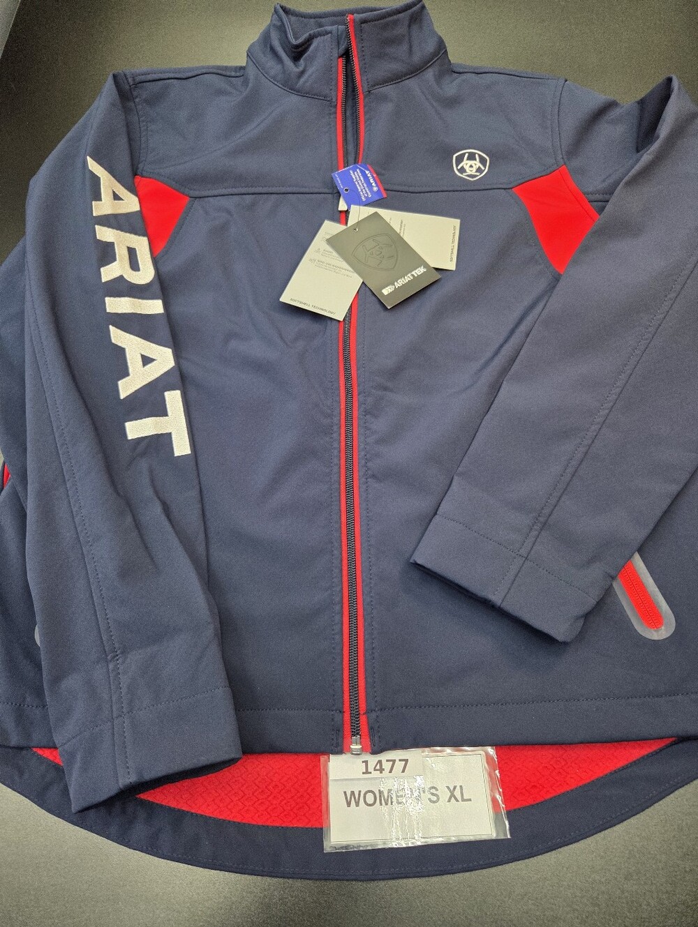 Ariat Women’s XL New Team Softshell Jacket Navy Red AriatTEK NWT #1477